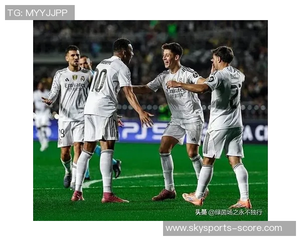 皇马友谊赛大胜热刺六比二乌龙球瞬间成比赛高潮引发热议